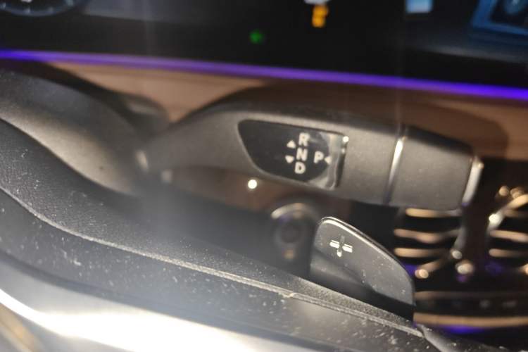 Used Mercedes-Benz S-Class 2019 S 350 L Executive Edition Gear Lever