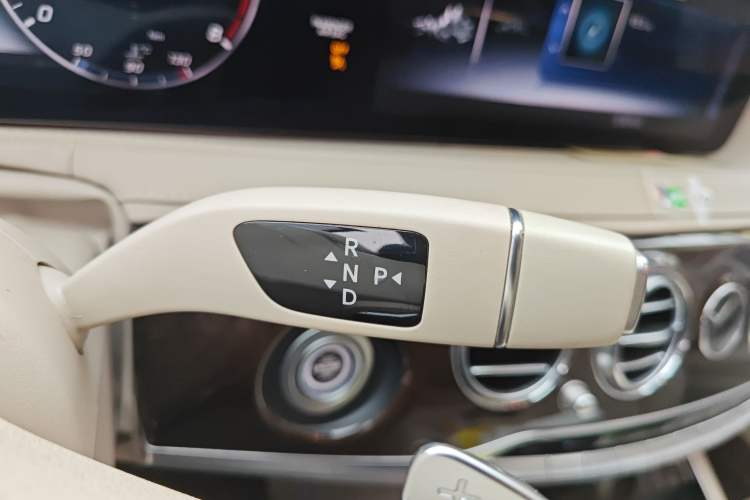 Used Mercedes-Benz S-Class 2019 S 350 L Prestige Model Ultimate Collection Gear Lever