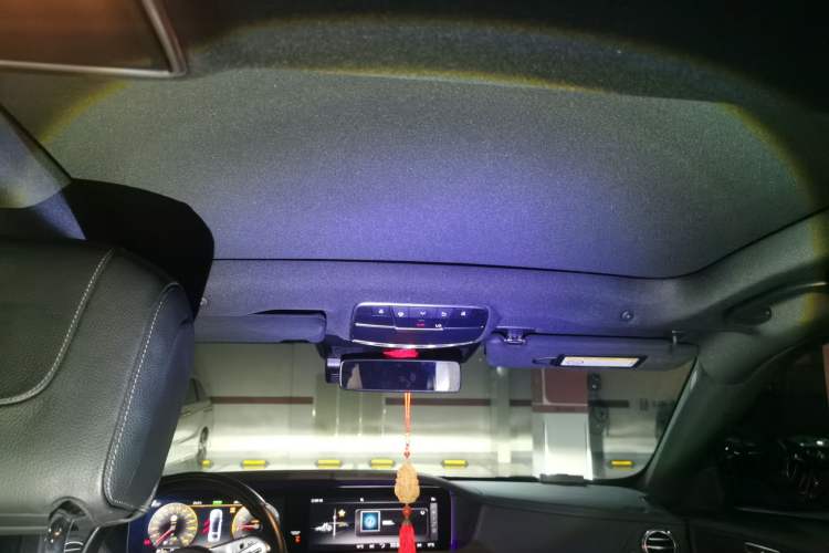 Used Mercedes-Benz S-Class 2019 S 320 L Headliner