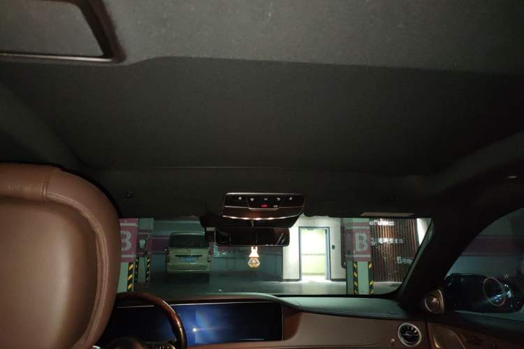 Used Mercedes-Benz S-Class 2019 S 350 L Luxury Model Headliner
