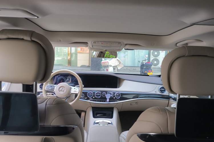 Used Mercedes-Benz S-Class 2019 S 450 L 4MATIC Exclusive Edition Headliner