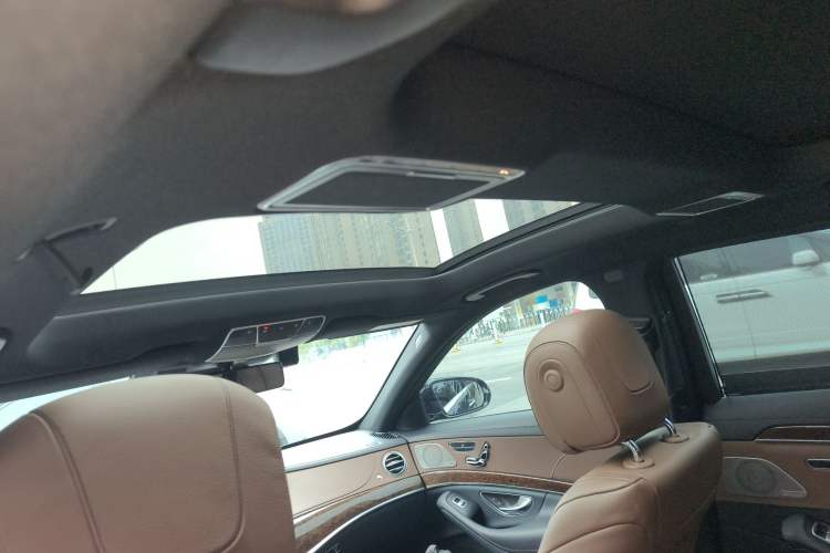 Used Mercedes-Benz S-Class 2019 S 320 L Headliner