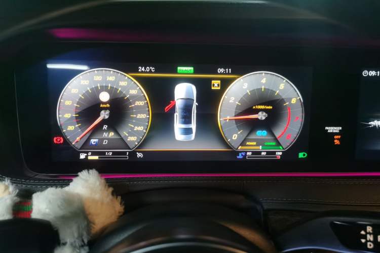 Used Mercedes-Benz S-Class 2019 S 320 L Instrument Cluster