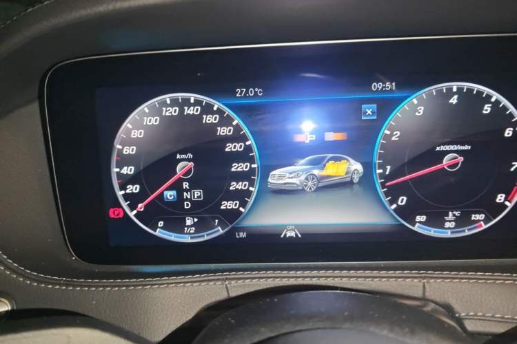 Used Mercedes-Benz S-Class 2019 S 450 L 4MATIC Exclusive Edition Instrument Cluster