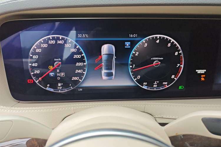 Used Mercedes-Benz S-Class 2019 S 350 L Luxury Model Instrument Cluster