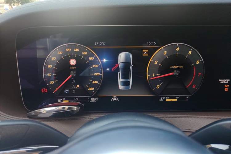 Used Mercedes-Benz S-Class 2019 S 450 L 4MATIC Exclusive Edition Instrument Cluster
