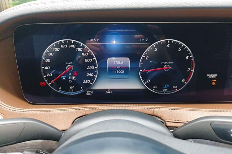 Used Mercedes-Benz S-Class 2019 S 450 L 4MATIC Exclusive Edition Instrument Cluster