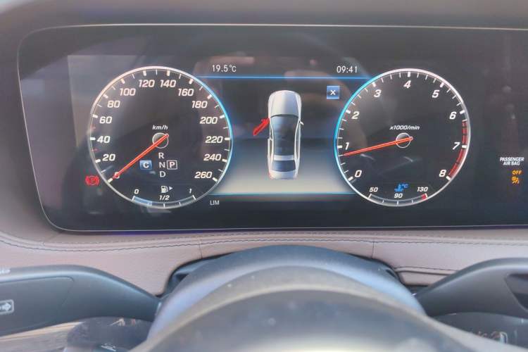 Used Mercedes-Benz S-Class 2019 S 450 L 4MATIC Exclusive Edition Instrument Cluster