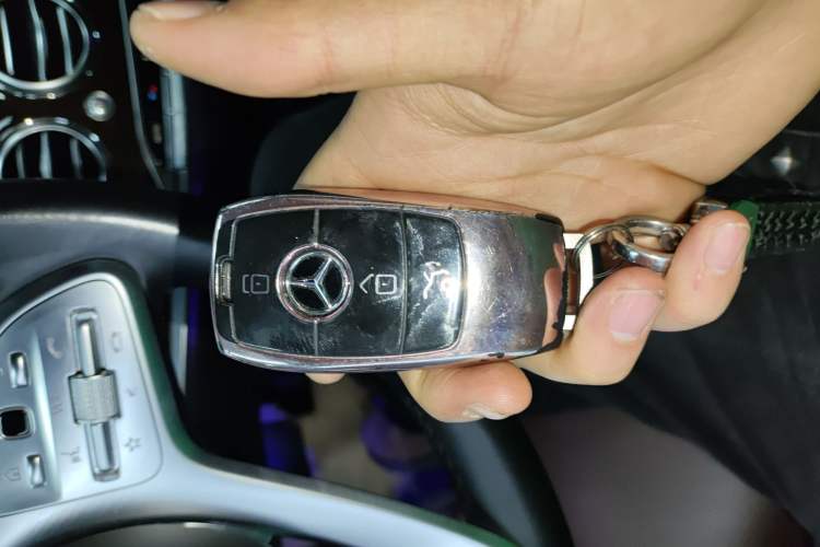 Used Mercedes-Benz S-Class 2019 S 320 L Interior 1