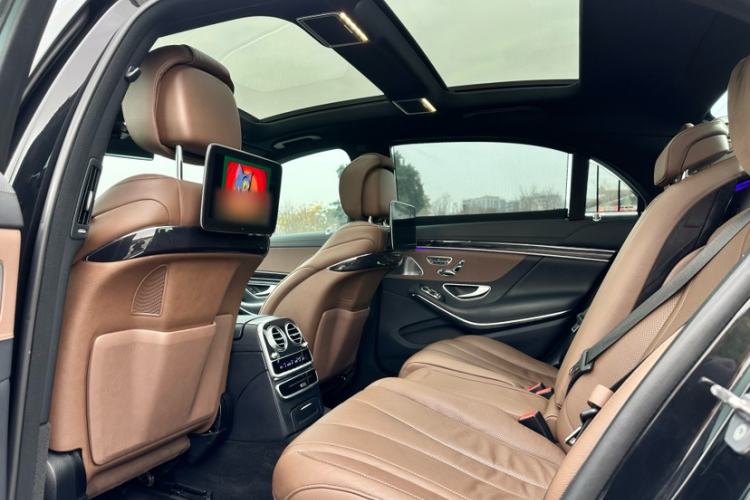 Used Mercedes-Benz S-Class 2019 S 450 L 4MATIC Interior 10