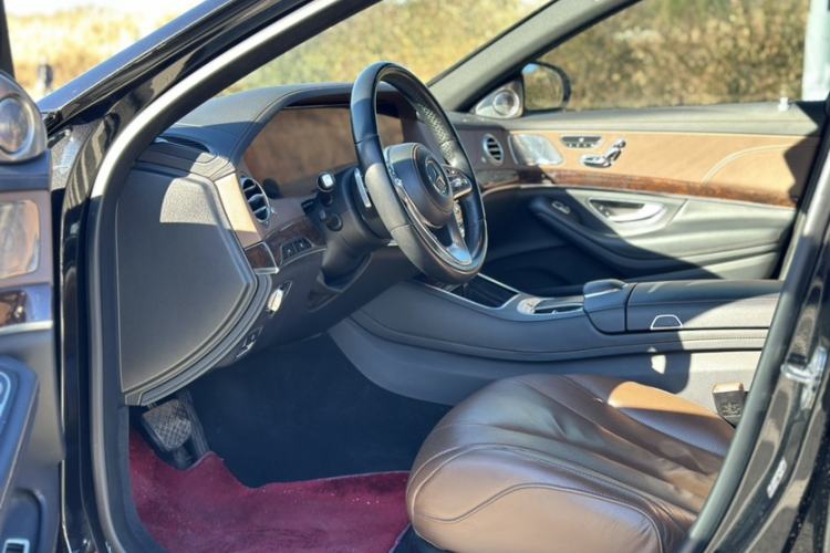 Used Mercedes-Benz S-Class 2019 S 350 L Executive Edition Interior 2