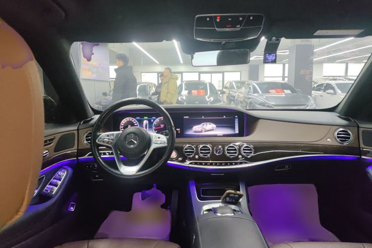 Used Mercedes-Benz S-Class 2019 S 320 L Interior 2