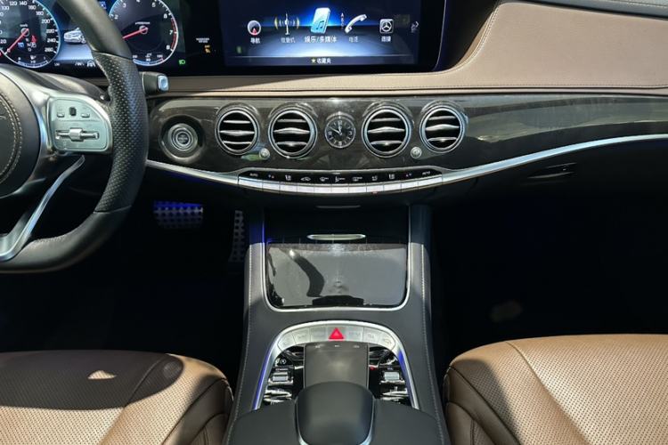 Used Mercedes-Benz S-Class 2019 S 450 L 4MATIC Exclusive Edition Interior 2
