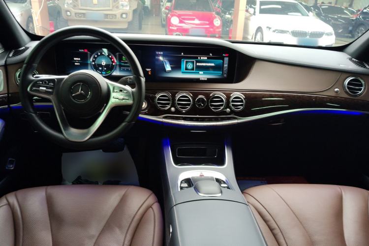 Used Mercedes-Benz S-Class 2019 S 320 L Interior 2