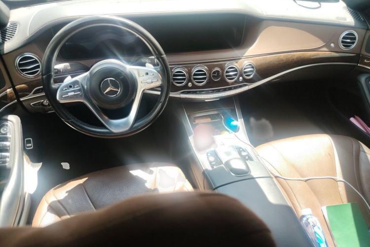 Used Mercedes-Benz S-Class 2019 S 320 L Interior 2