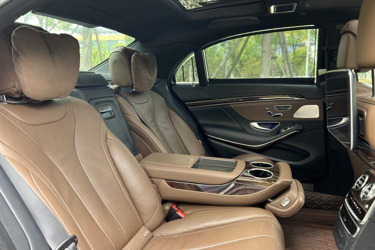 Used Mercedes-Benz S-Class 2019 S 350 L Luxury Edition Prestige Edition Interior 2