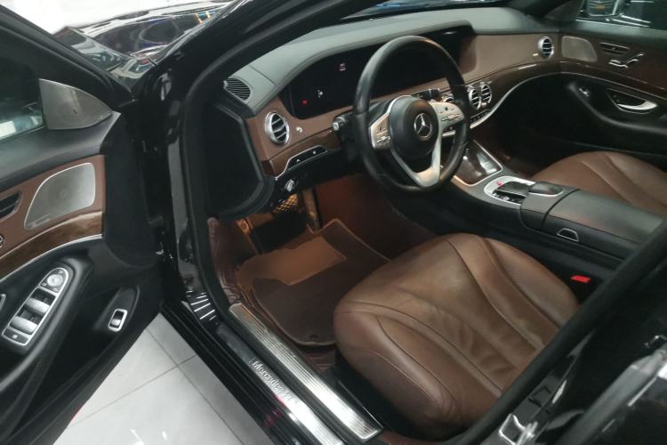 Used Mercedes-Benz S-Class 2019 S 320 L Interior 3