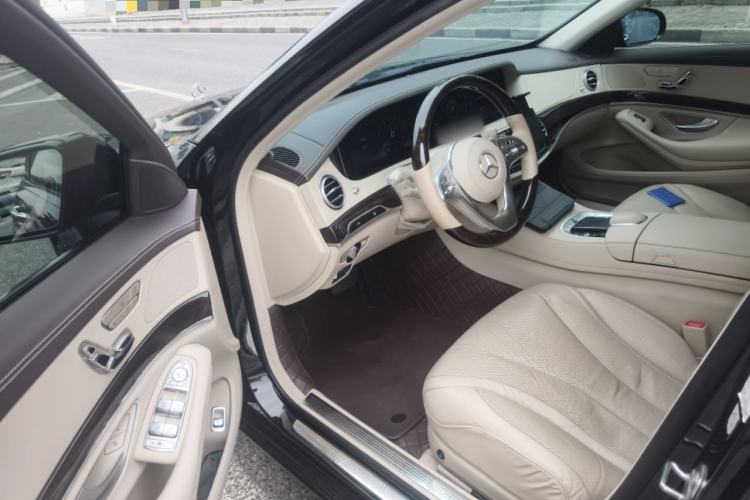 Used Mercedes-Benz S-Class 2019 S 350 L Prestige Model Ultimate Collection Interior 3