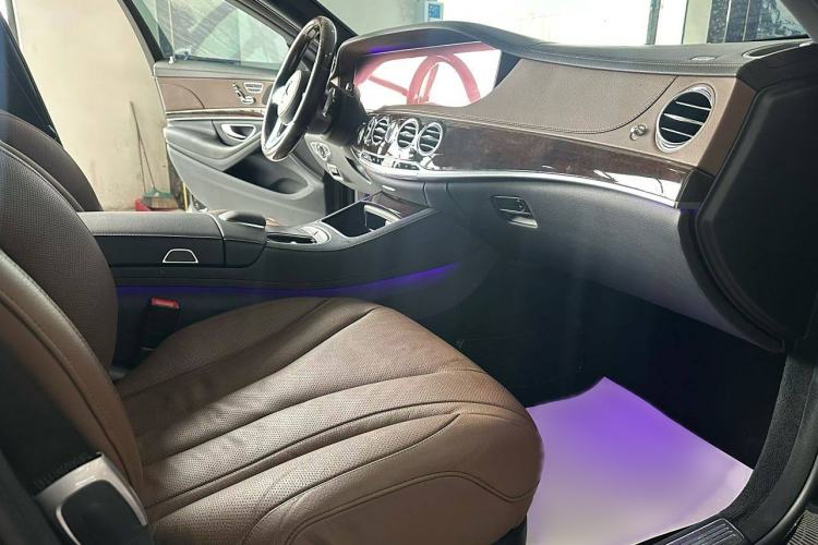 Used Mercedes-Benz S-Class 2019 S 350 L Prestige Model Ultimate Collection Interior 4