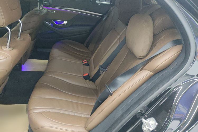 Used Mercedes-Benz S-Class 2019 S 320 L Interior 4