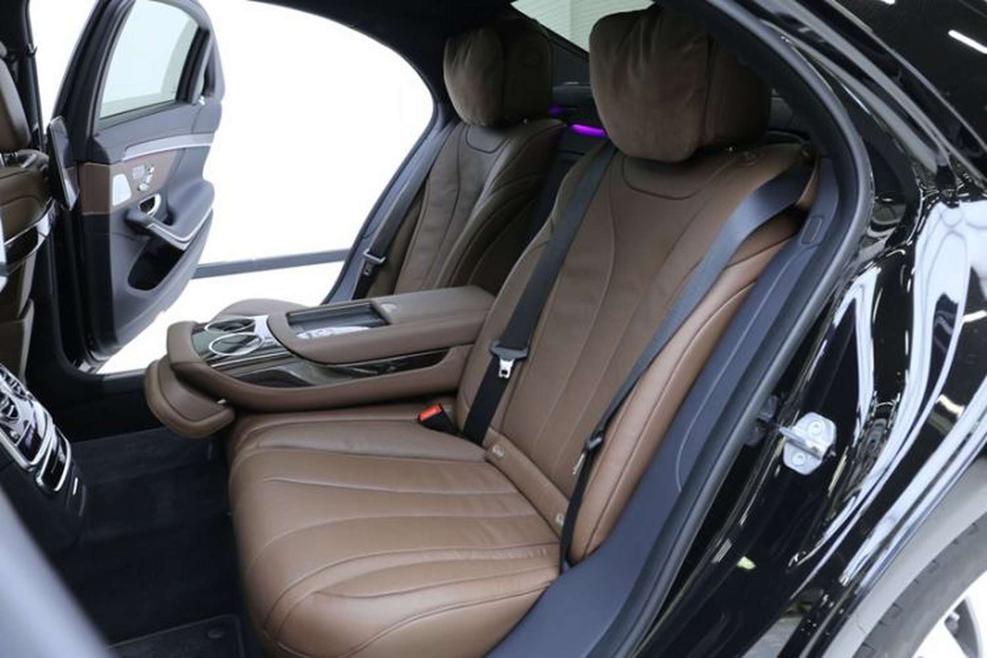 Used Mercedes-Benz S-Class 2019 S 350 L Luxury Edition Prestige Edition Interior 4