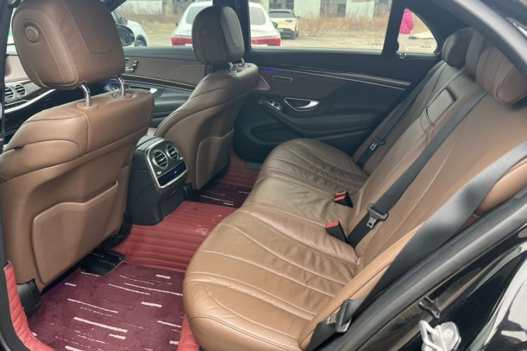 Used Mercedes-Benz S-Class 2019 S 320 L Interior 4