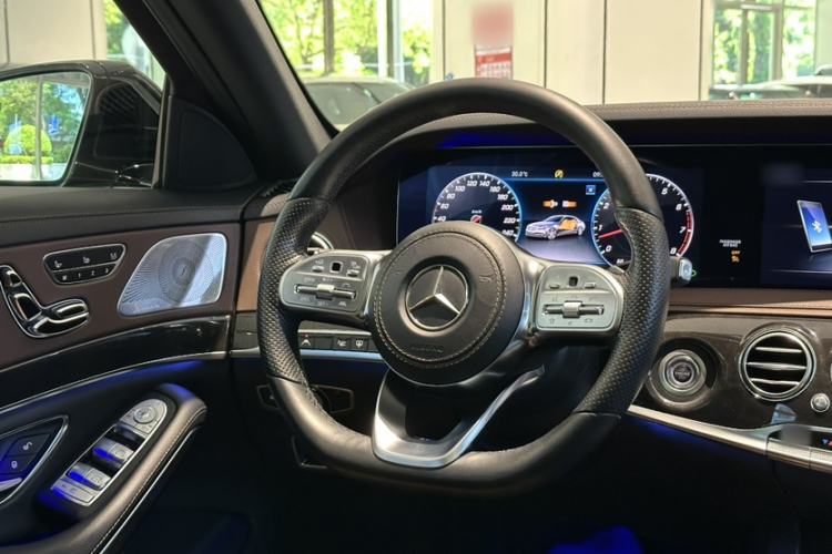 Used Mercedes-Benz S-Class 2019 S 450 L 4MATIC Exclusive Edition Interior 5