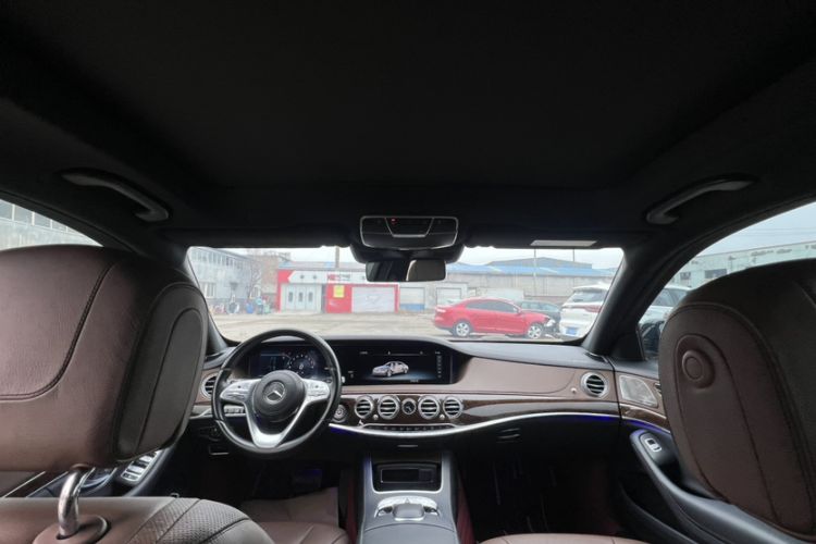 Used Mercedes-Benz S-Class 2019 S 320 L Interior 5