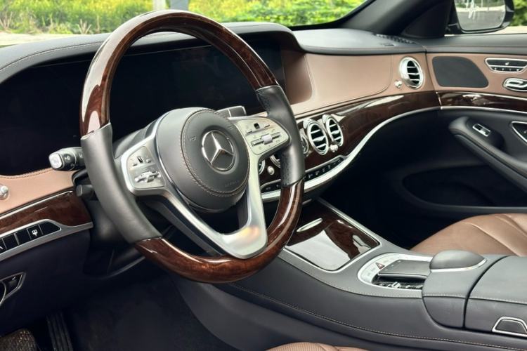 Used Mercedes-Benz S-Class 2019 S 350 L Prestige Model Ultimate Collection Interior 6