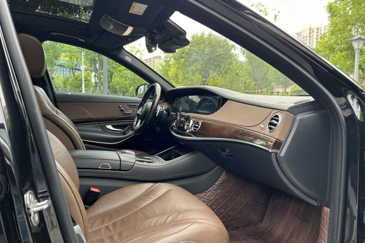 Used Mercedes-Benz S-Class 2019 S 350 L Luxury Edition Prestige Edition Interior 6