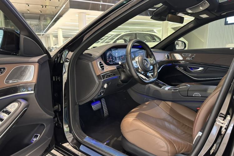 Used Mercedes-Benz S-Class 2019 S 450 L 4MATIC Exclusive Edition Interior 7
