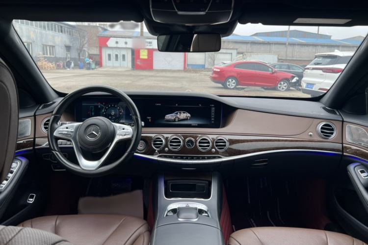 Used Mercedes-Benz S-Class 2019 S 320 L Interior 7