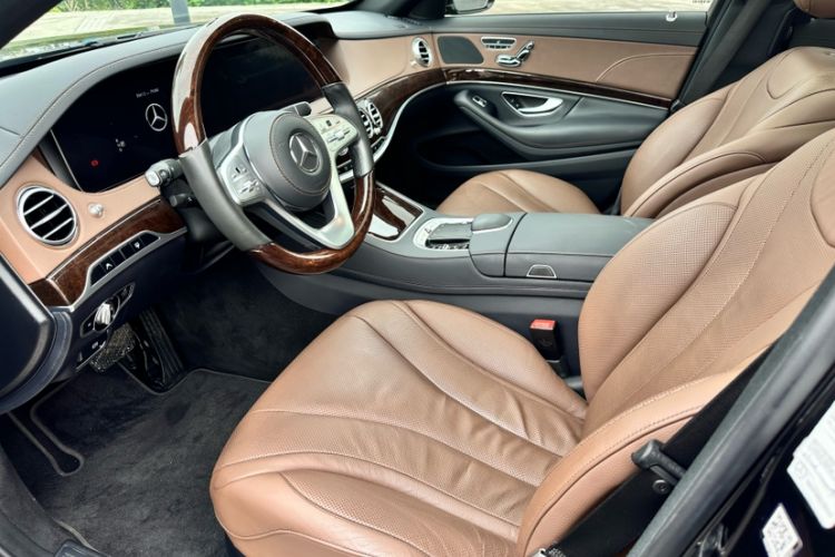 Used Mercedes-Benz S-Class 2019 S 350 L Prestige Model Ultimate Collection Interior 8