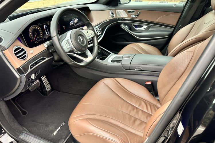 Used Mercedes-Benz S-Class 2019 S 450 L 4MATIC Interior 9