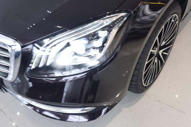 Used Mercedes-Benz S-Class 2019 S 320 L Left Front Headlight