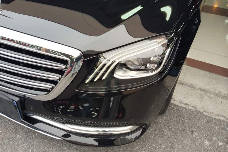 Used Mercedes-Benz S-Class 2019 S 320 L Left Front Headlight