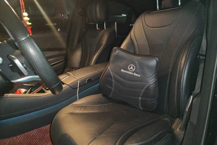 Used Mercedes-Benz S-Class 2019 S 450 L 4MATIC Exclusive Edition Left Front Seat