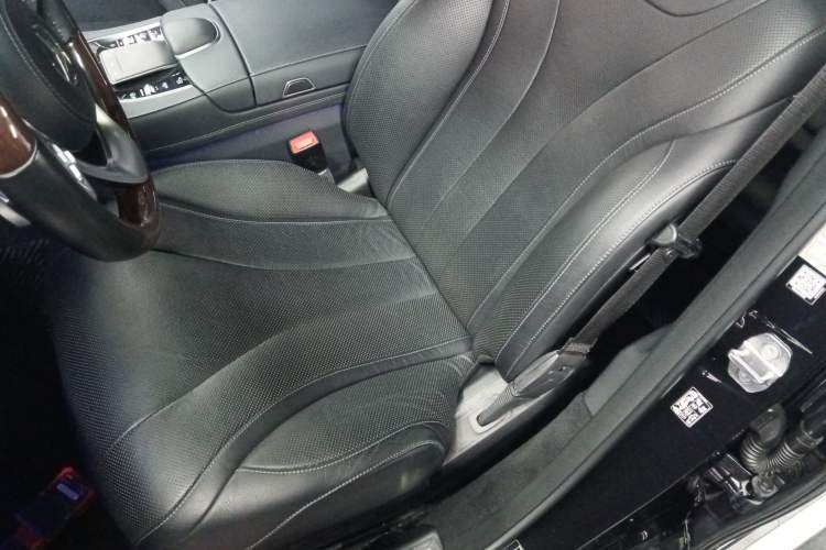 Used Mercedes-Benz S-Class 2019 S 350 L Executive Edition Left Front Seat