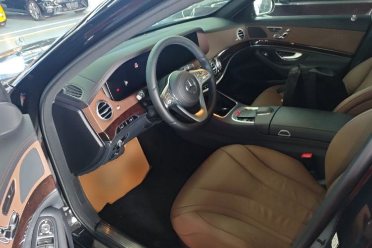Used Mercedes-Benz S-Class 2019 S 320 L Prestige Edition Left Front Seat