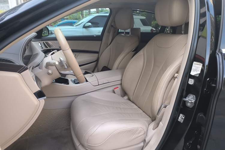 Used Mercedes-Benz S-Class 2019 S 450 L 4MATIC Exclusive Edition Left Front Seat