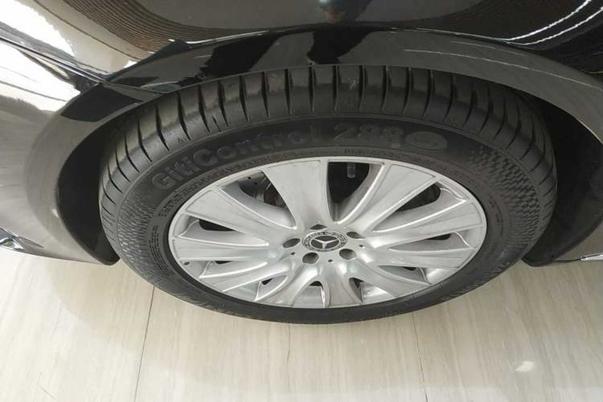 Used Mercedes-Benz S-Class 2019 S 320 L Left Front Wheel Hub