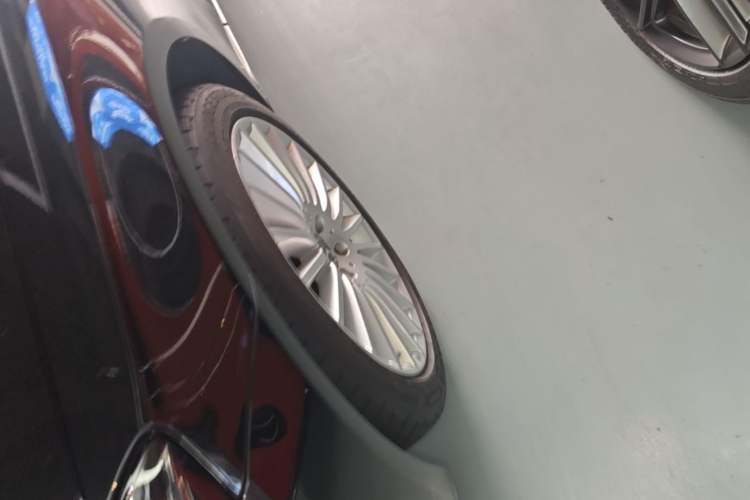 Used Mercedes-Benz S-Class 2019 S 320 L Prestige Edition Left Front Wheel Hub