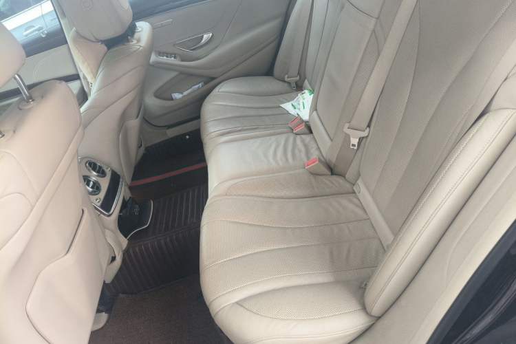 Used Mercedes-Benz S-Class 2019 S 320 L Prestige Edition Left Rear Seat