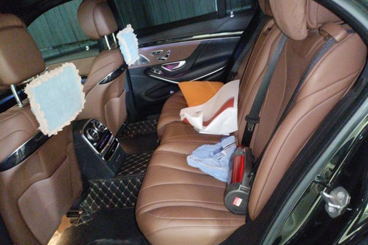 Used Mercedes-Benz S-Class 2019 S 450 L 4MATIC Left Rear Seat