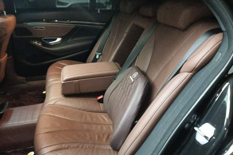 Used Mercedes-Benz S-Class 2019 S 320 L Left Rear Seat
