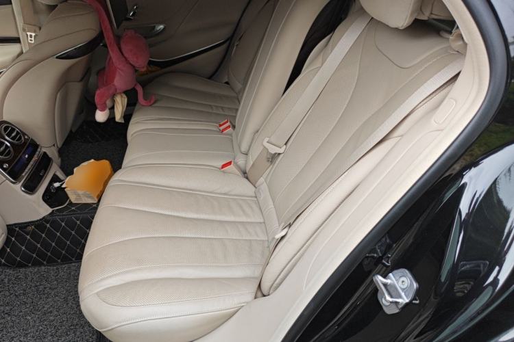 Used Mercedes-Benz S-Class 2019 S 350 L Luxury Model Left Rear Seat