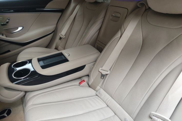 Used Mercedes-Benz S-Class 2019 S 450 L 4MATIC Left Rear Seat