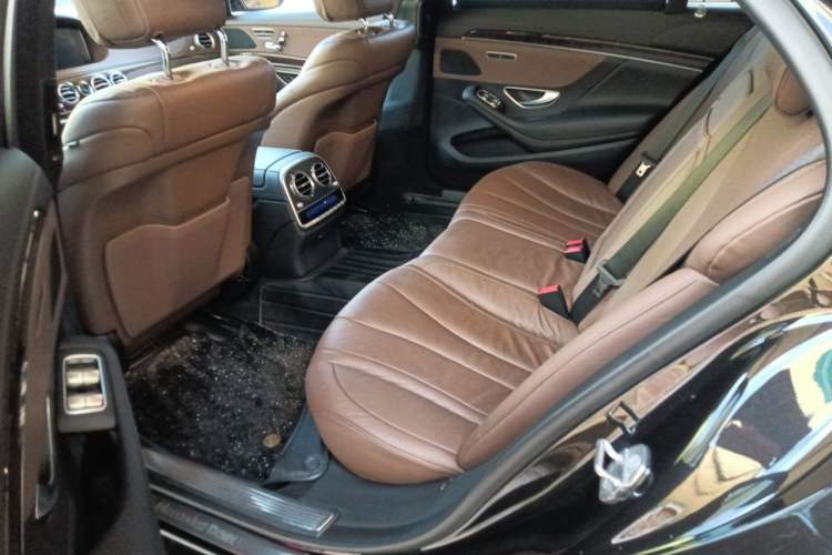 Used Mercedes-Benz S-Class 2019 S 320 L Left Rear Seat