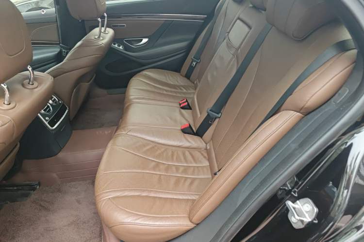 Used Mercedes-Benz S-Class 2019 S 320 L Left Rear Seat