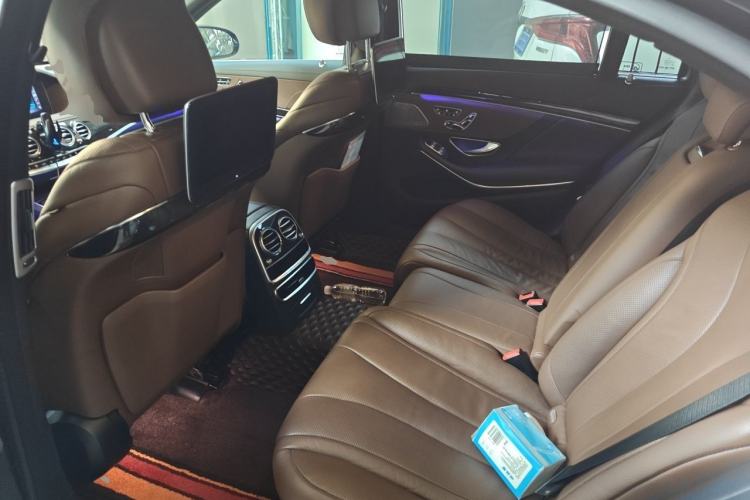 Used Mercedes-Benz S-Class 2019 S 450 L 4MATIC Left Rear Seat